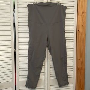 Old navy active maternity XXL leggings